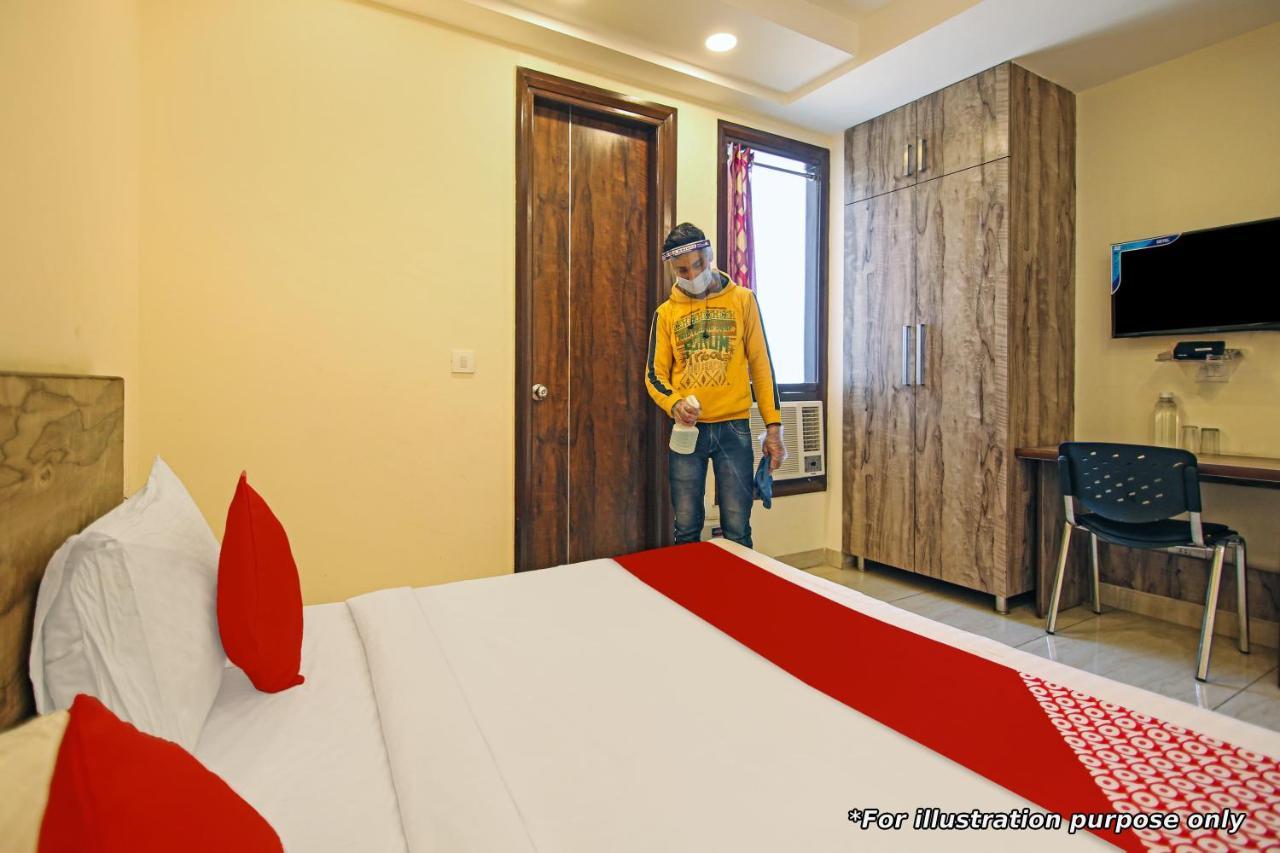Oyo Flagship Kumar Palace New Delhi Eksteriør billede